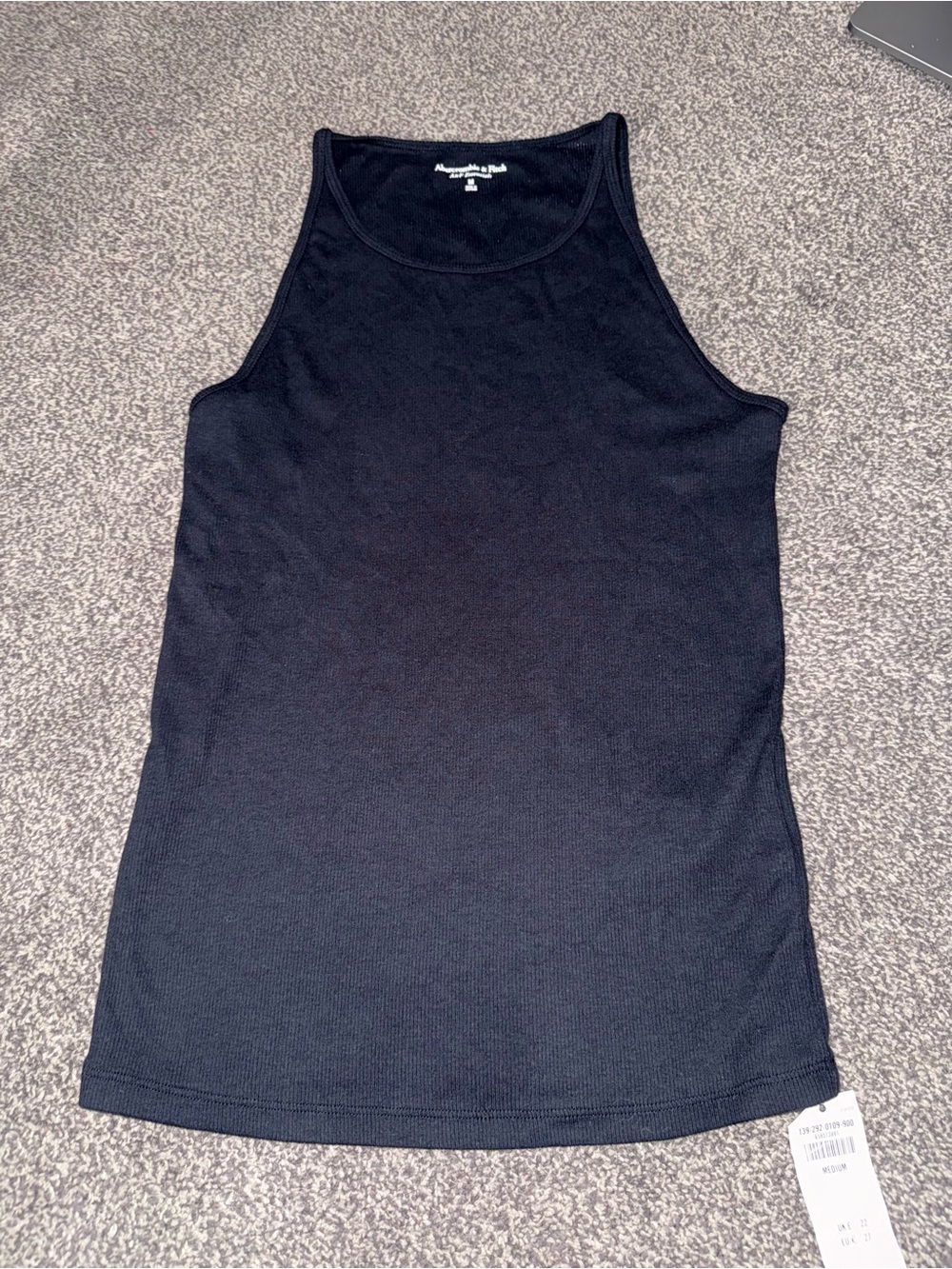 Abercrombie & Fitch A&F Essentials Black Tank Top Women’s Medium NWT Soft